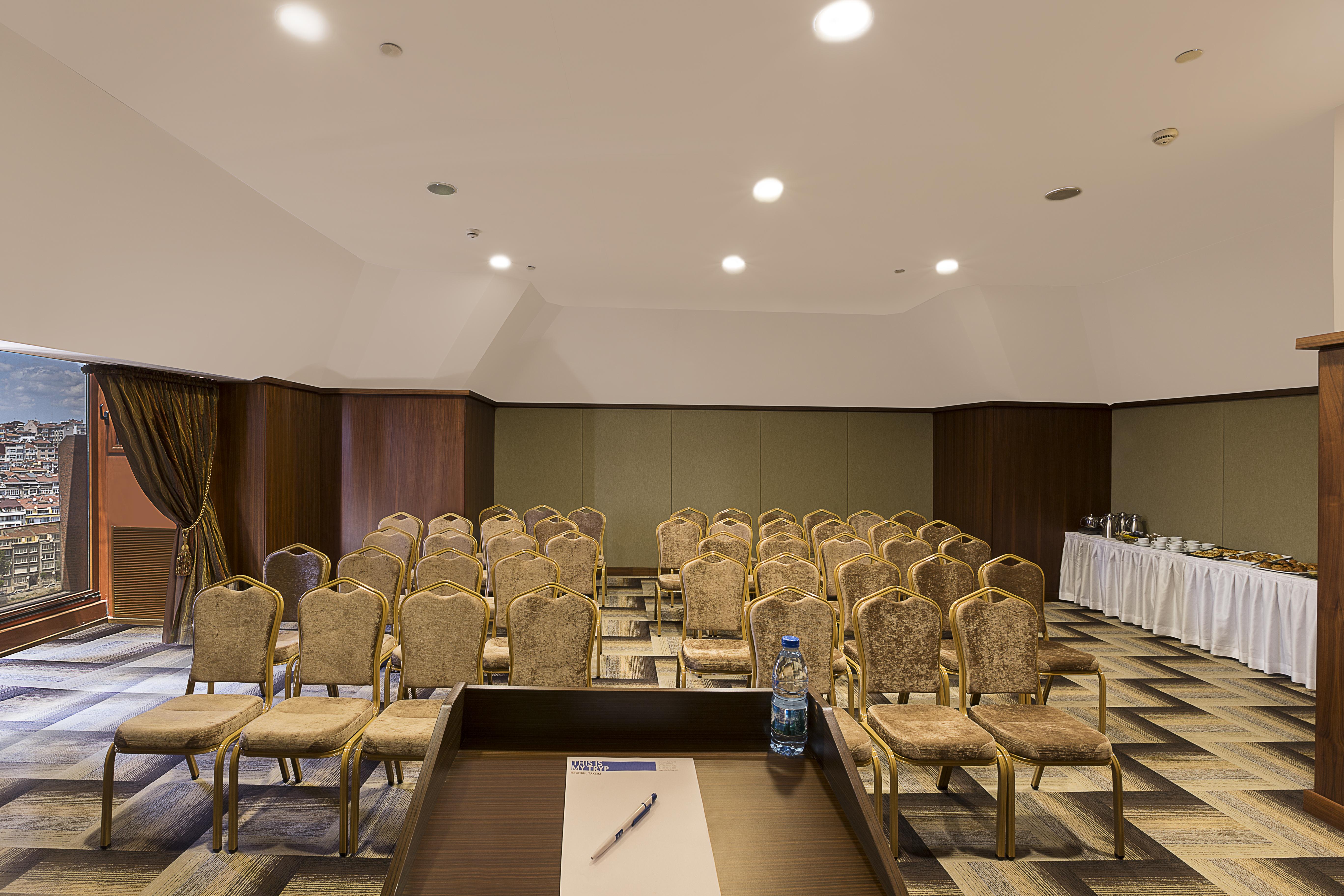 Taxim Express Bosphorus Hotel — Photos 3